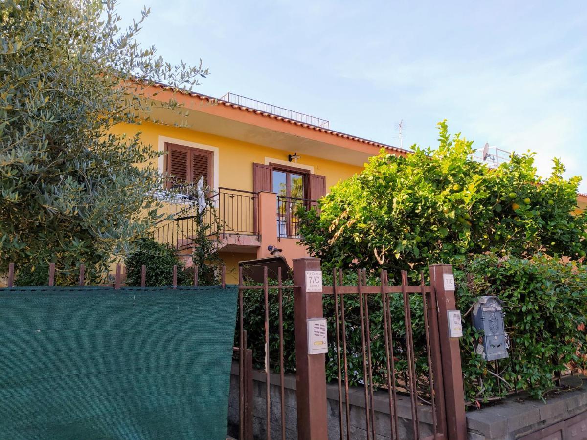 Casa Vacanze I Mori Mascali Exteriér fotografie